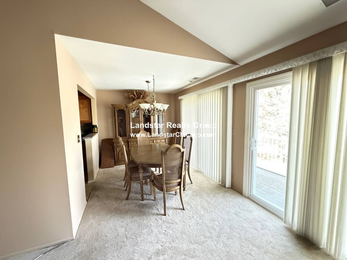 Condo for rent at 608 Berkley Court #W2, Schaumburg, IL 60194