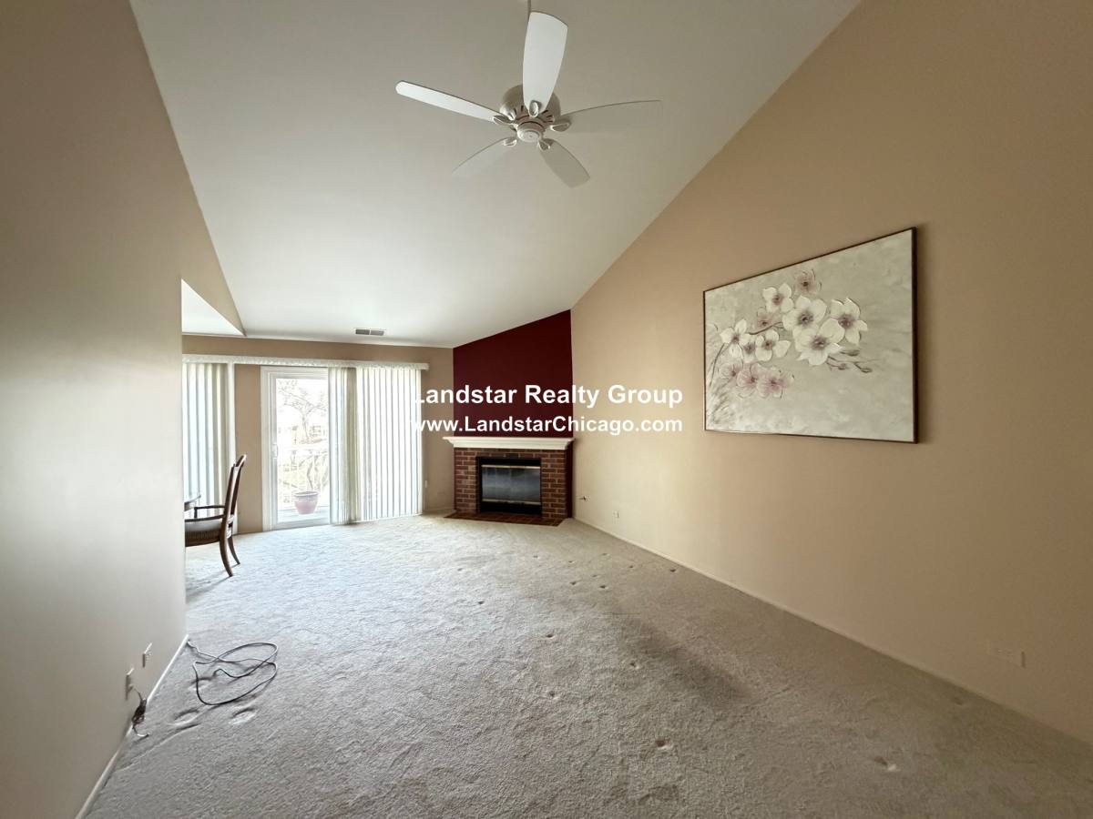 Condo for rent at 608 Berkley Court #W2, Schaumburg, IL 60194