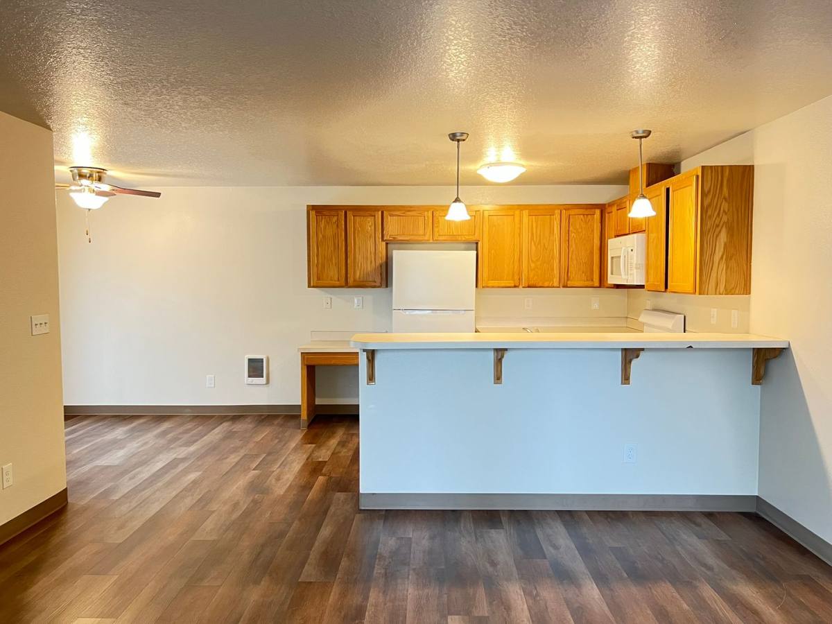Apartment for rent at 636 Browning Ave S, Salem, OR 97302