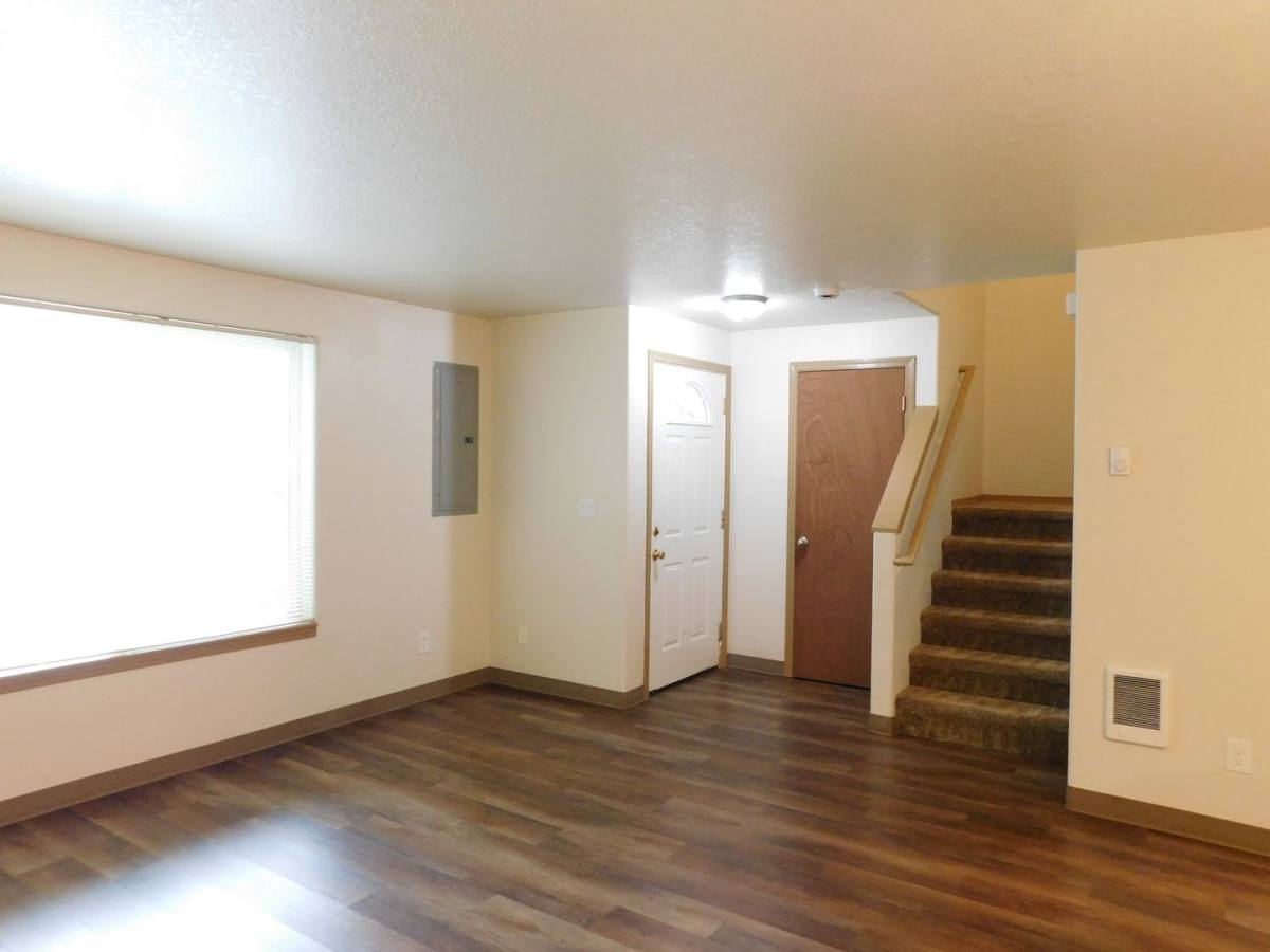 Apartment for rent at 636 Browning Ave S, Salem, OR 97302