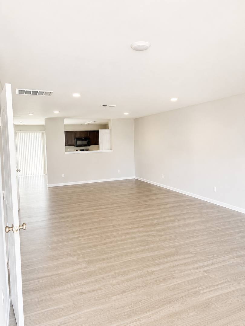 Townhouse for rent at 18 St Augustine Way, Port Wentworth, GA 31407