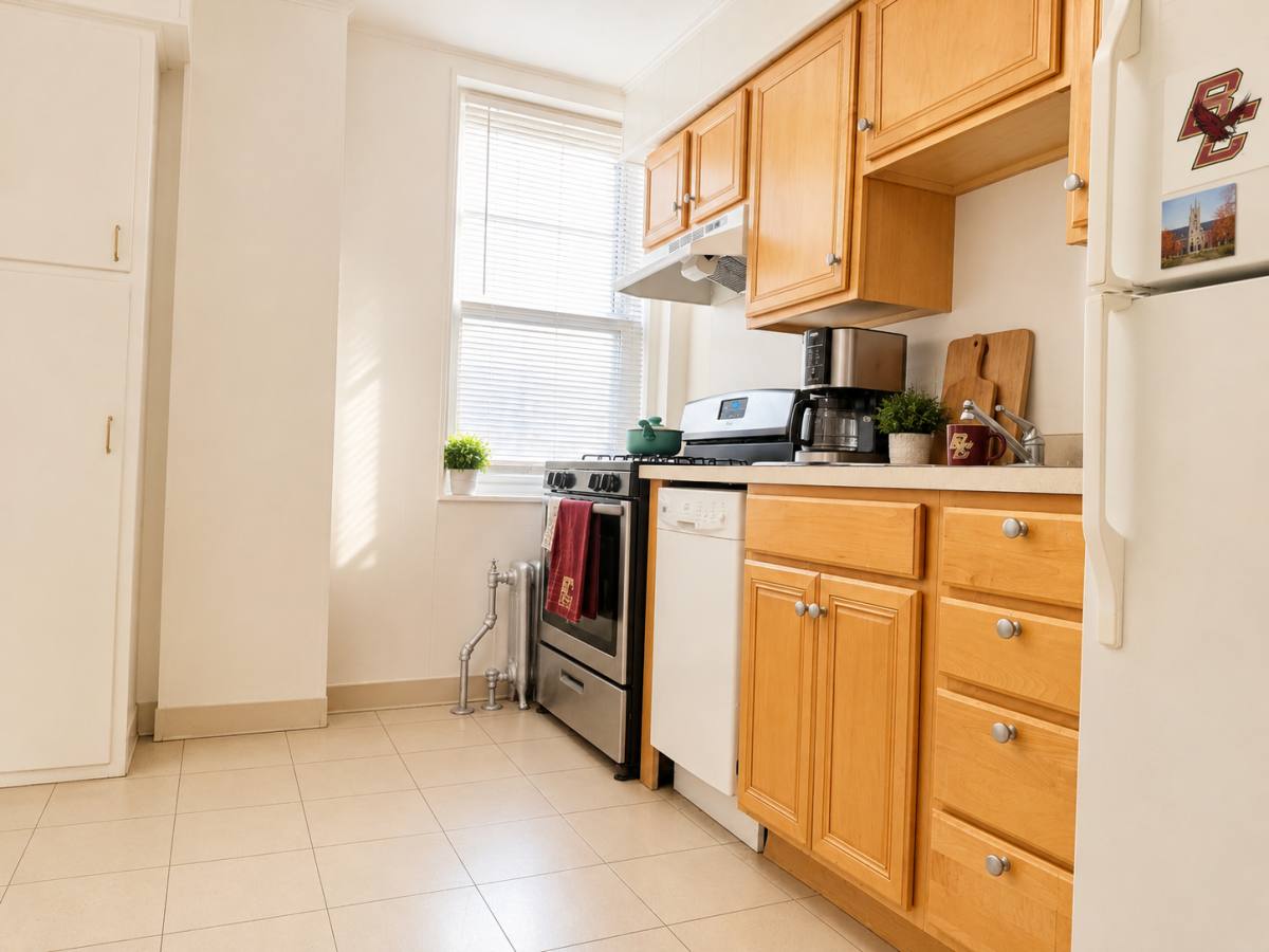 Apartment for rent at 2001 Commonwealth Ave #29, Brighton, MA 02135