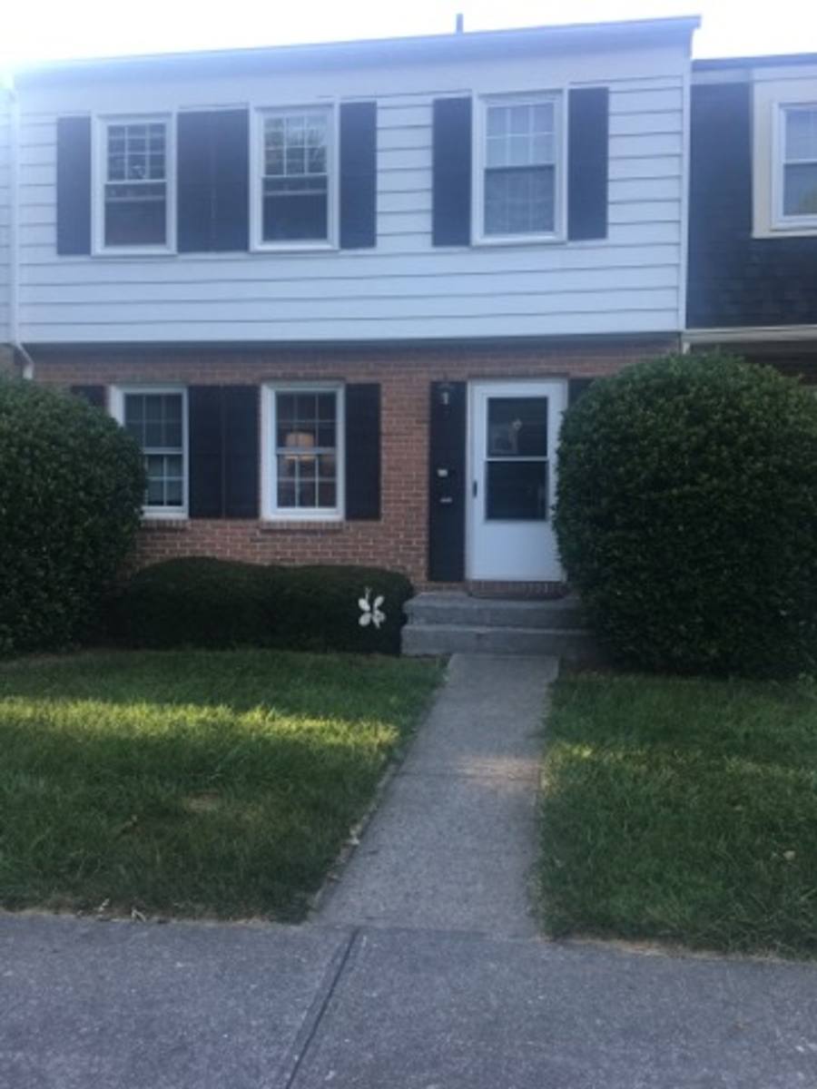 Apartment for rent at 2804 Wellesley Court, Blacksburg, VA 24060