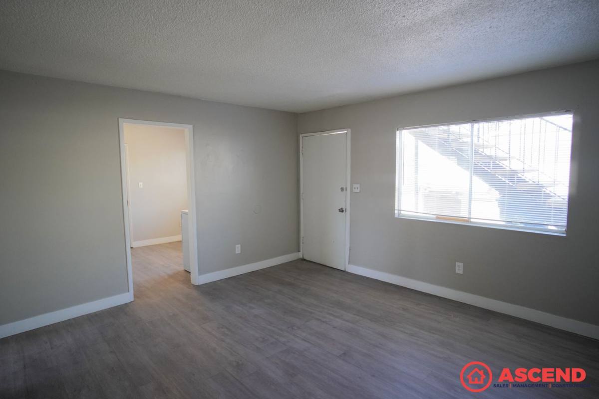 Apartment for rent at 117 Woodrow Ave, Bakersfield, CA 93308
