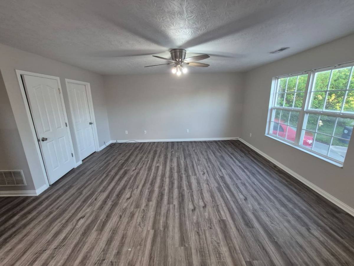 Apartment for rent at 120-122 Old Stephenson Mill Rd, Walton, KY 41094