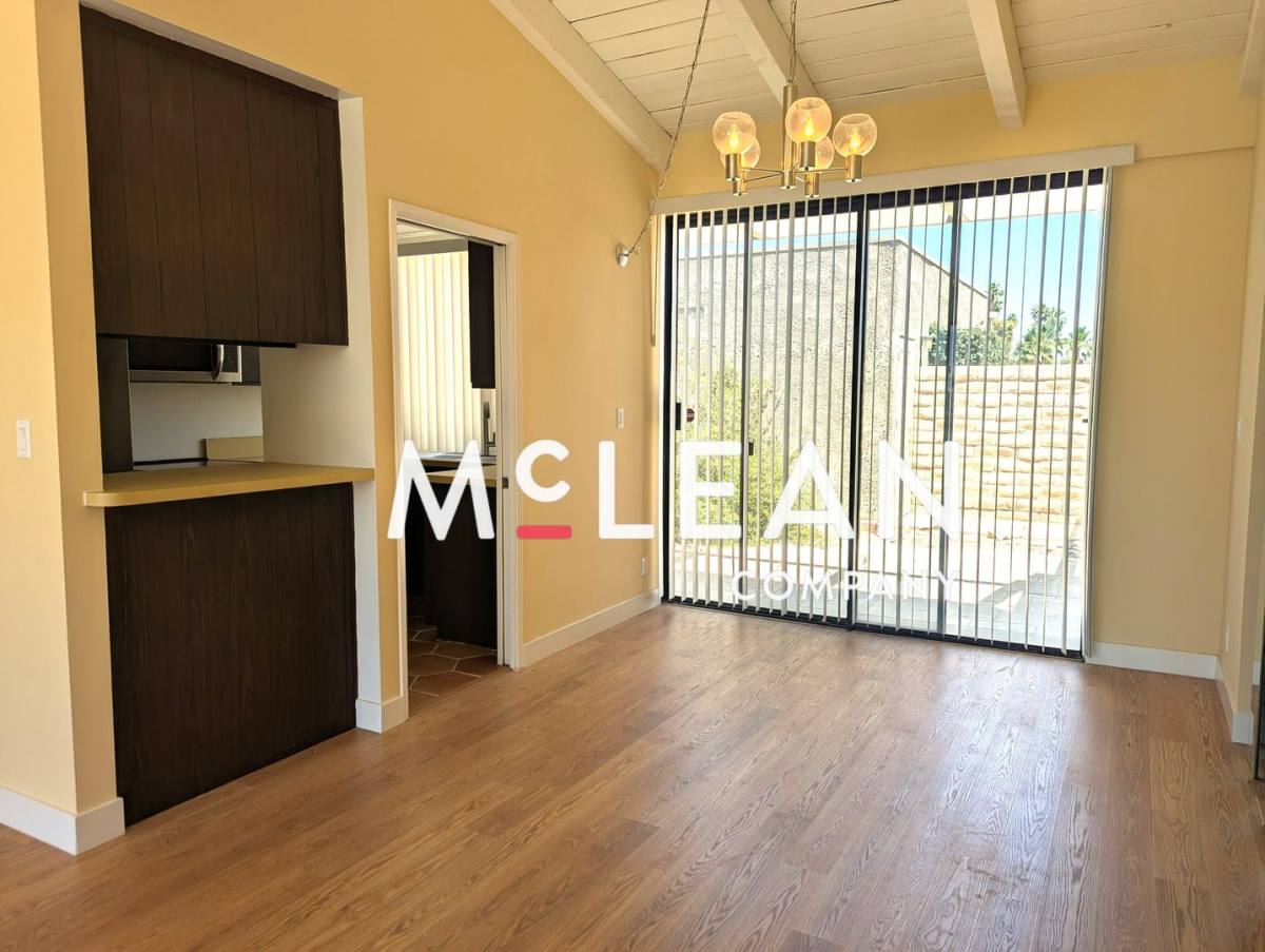 House for rent at 837 Calle De Pinos, Palm Springs, CA 92262