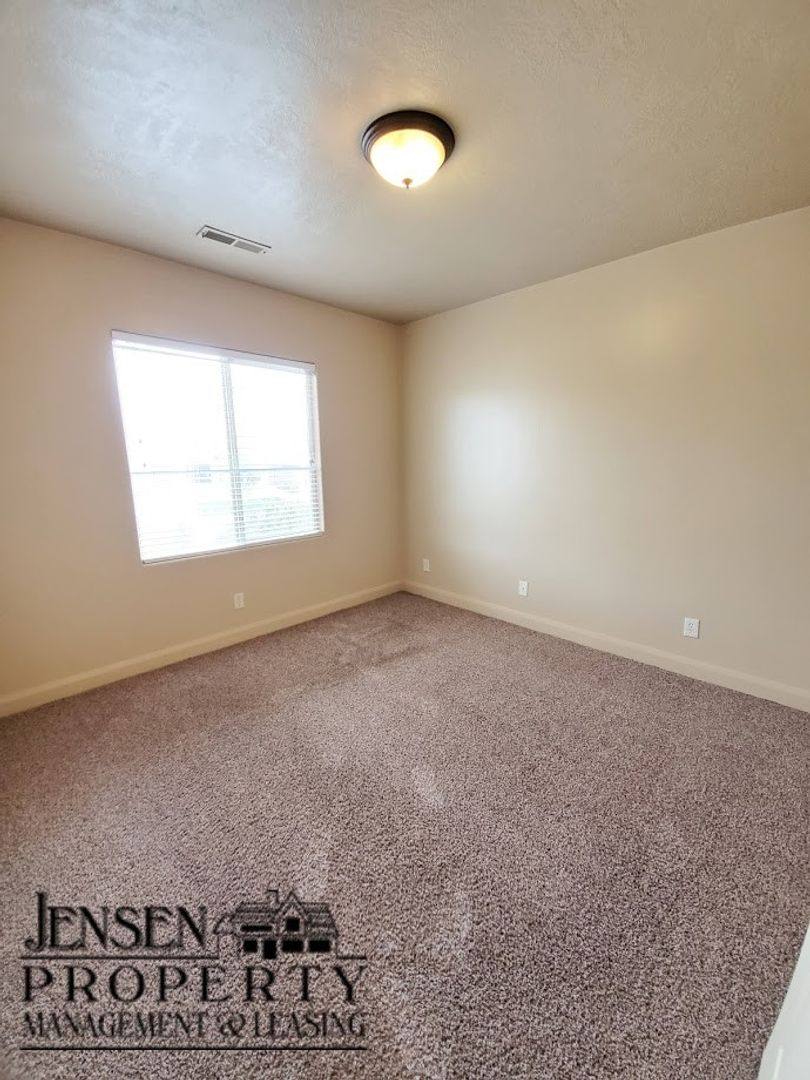 House for rent at 259 N 2940 E, Saint George, UT 84790
