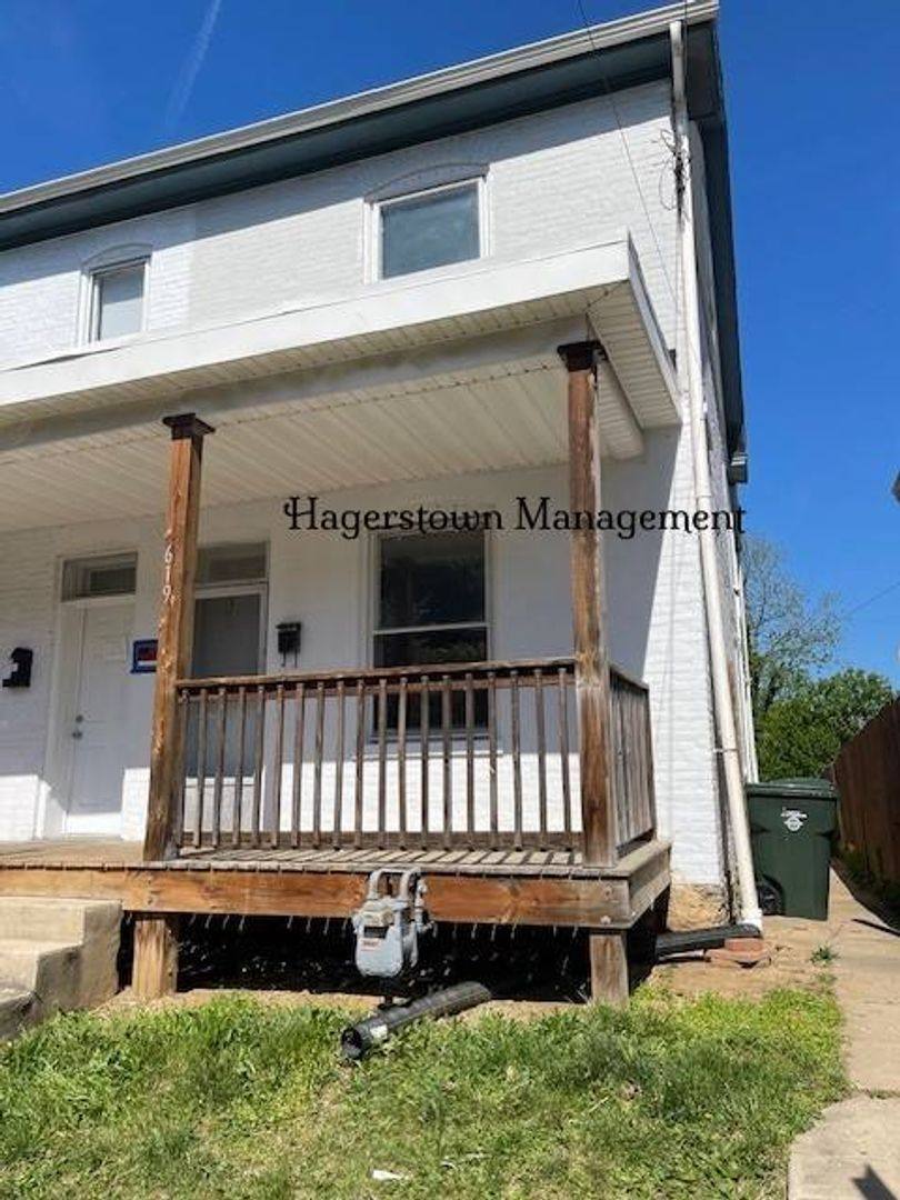 Apartment for rent at 617-619 Mulberry, Hagerstown, MD 21740