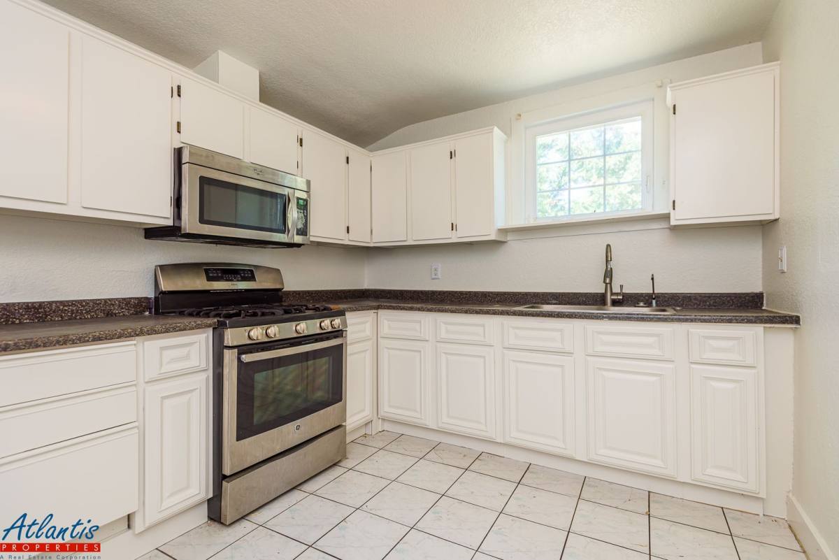 House for rent at 55 N 11th St, San Jose, CA 95112
