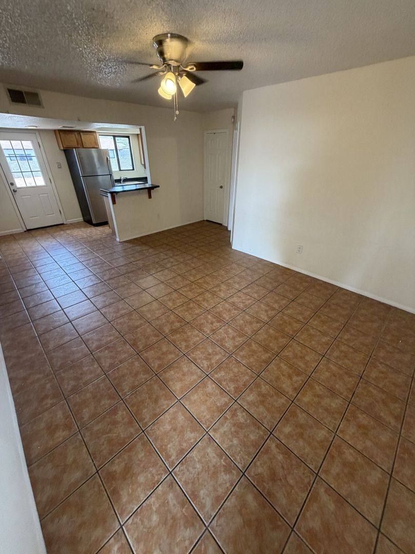 Condo for rent at 1336 E Mountain View, Phoenix, AZ 85020