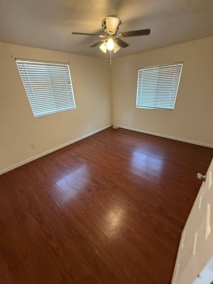 Condo for rent at 1336 E Mountain View, Phoenix, AZ 85020