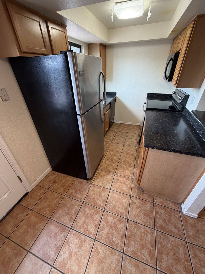 Condo for rent at 1336 E Mountain View, Phoenix, AZ 85020