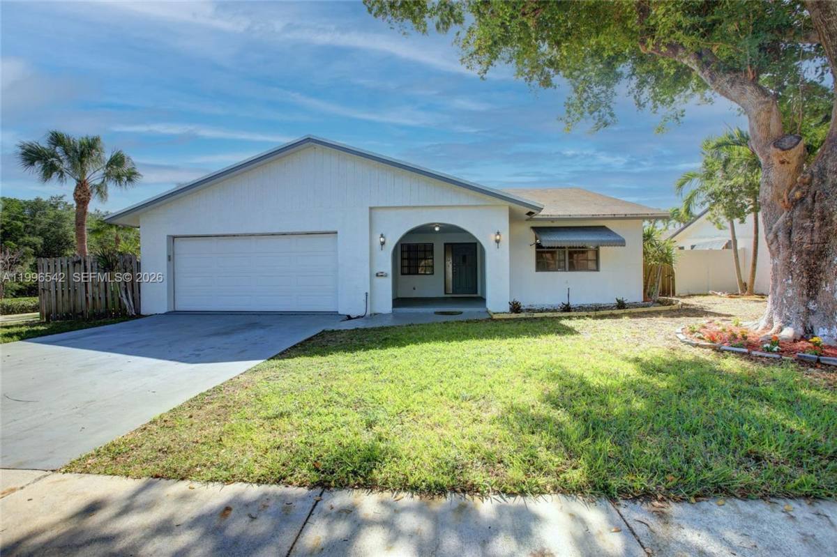 House for rent at 418 SE 4th St, Dania, FL 33004