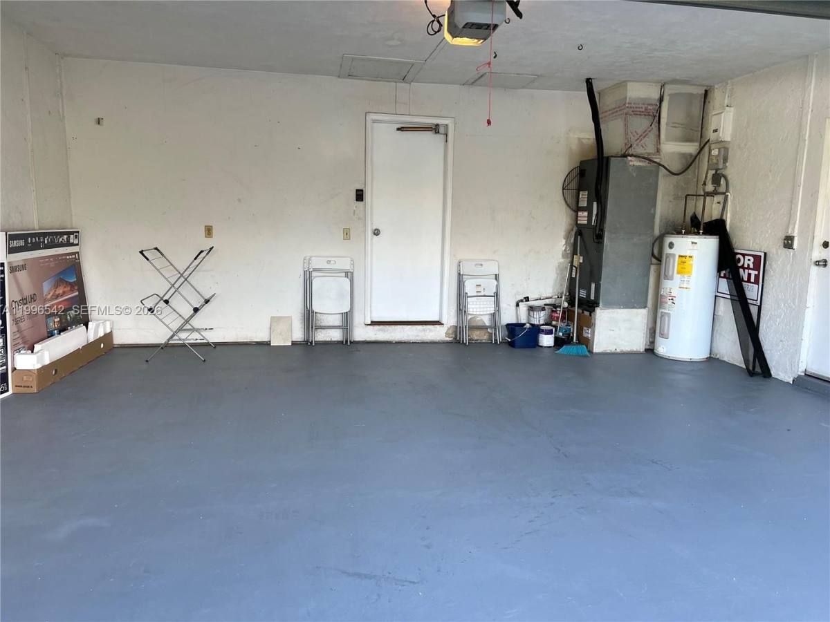 House for rent at 418 SE 4th St, Dania, FL 33004