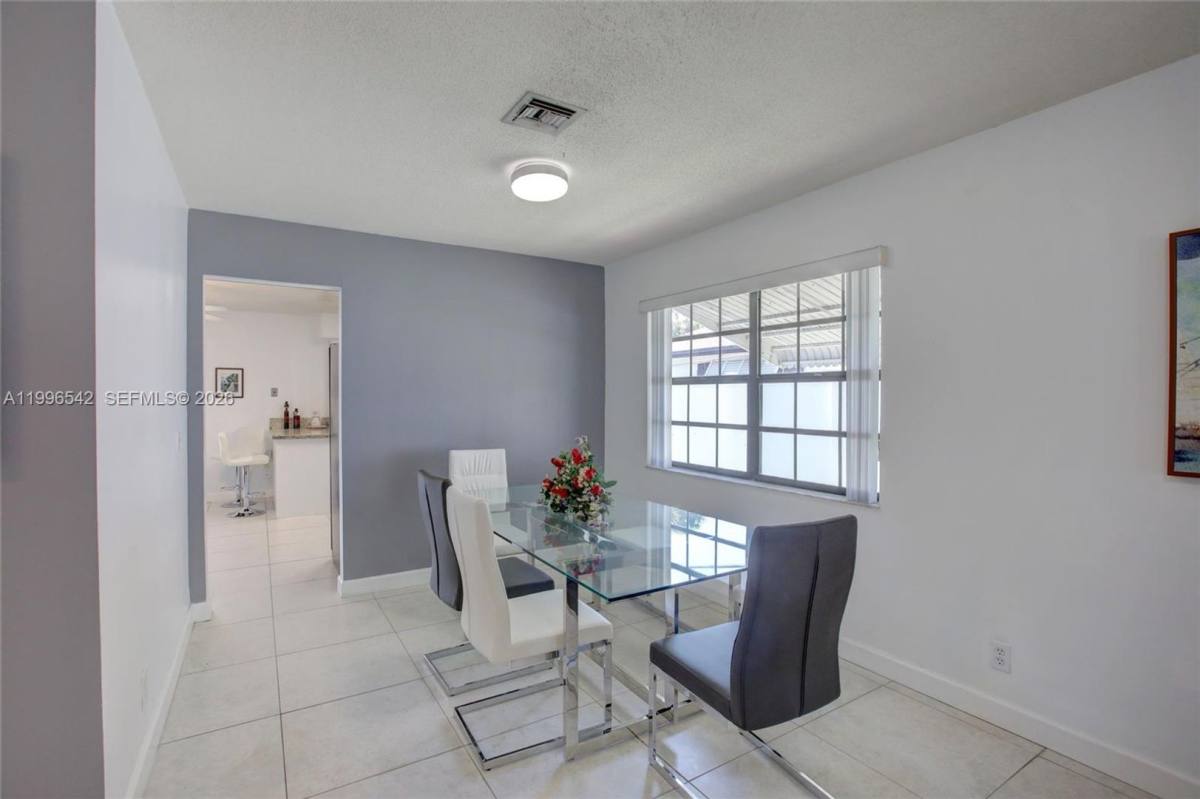 House for rent at 418 SE 4th St, Dania, FL 33004