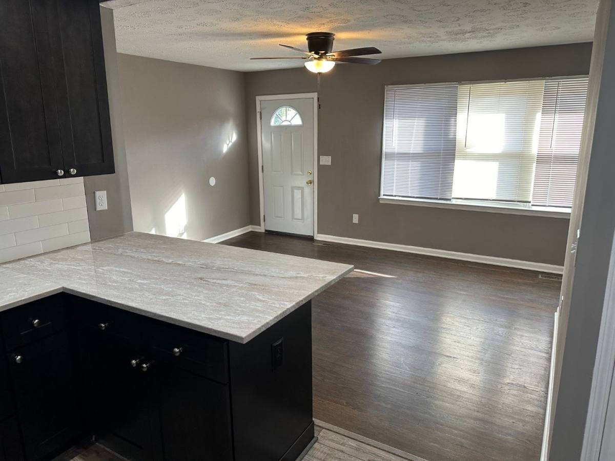 House for rent at 1545 Gaylor Dr SE, Smyrna, GA 30082