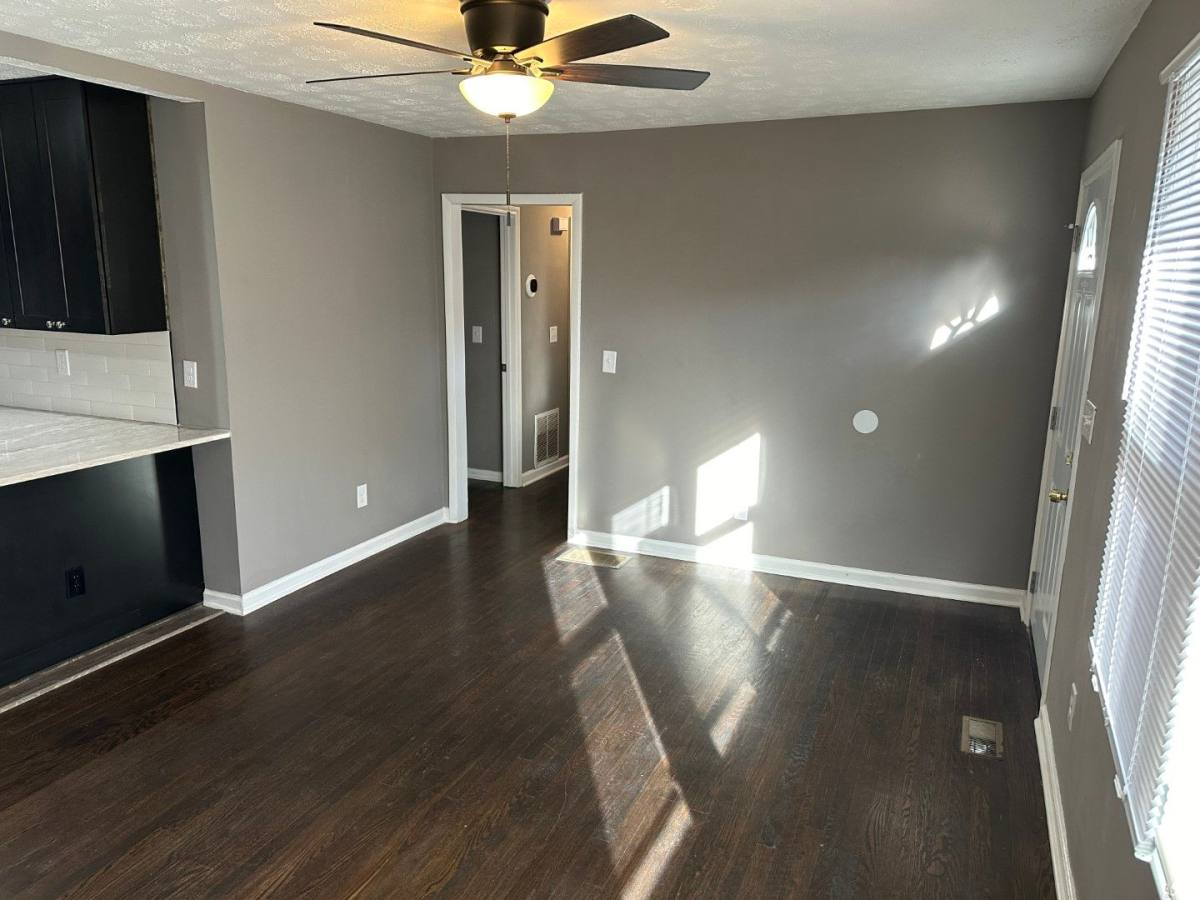 House for rent at 1545 Gaylor Dr SE, Smyrna, GA 30082