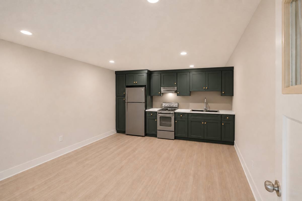 Apartment for rent at 551 Elm St, Martin, TN 38237