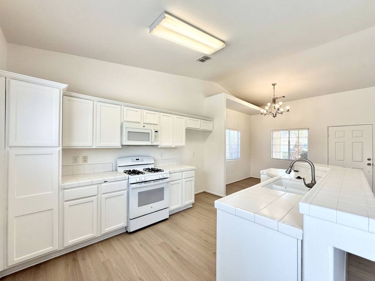 House for rent at 43615 Roebelenii Way, Indio, CA 92201