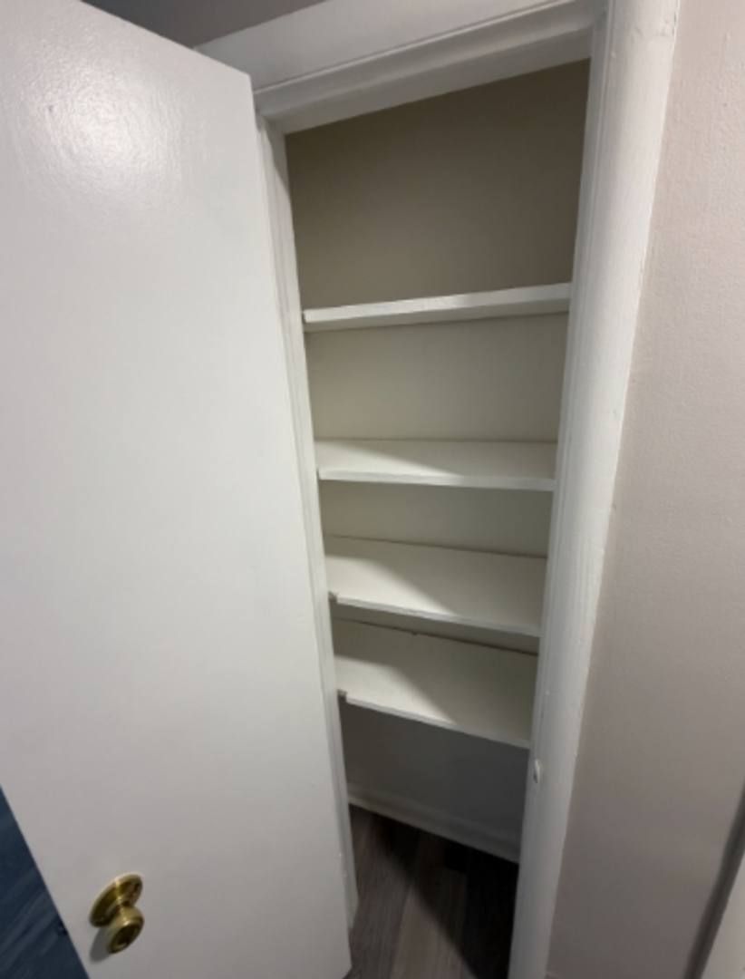 Apartment for rent at 105 Lincoln Ave, Ridley Park, PA 19078