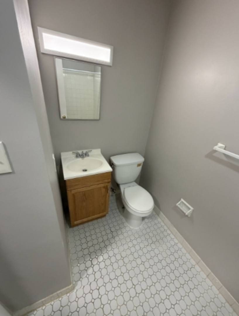 Apartment for rent at 105 Lincoln Ave, Ridley Park, PA 19078