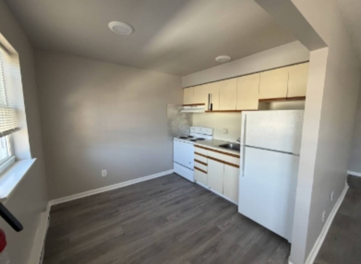 Apartment for rent at 105 Lincoln Ave, Ridley Park, PA 19078