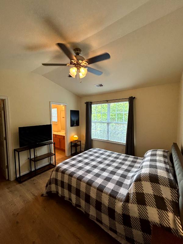 Townhouse for rent at 122 Sonata Circle, Pooler, GA 31322
