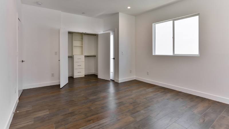 Townhouse for rent at 3946 1 2 Budlong Ave, Los Angeles, CA 90037