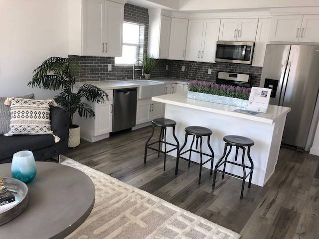 Townhouse for rent at 3946 1 2 Budlong Ave, Los Angeles, CA 90037