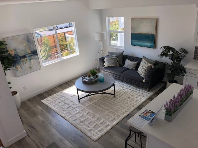 Townhouse for rent at 3946 1 2 Budlong Ave, Los Angeles, CA 90037
