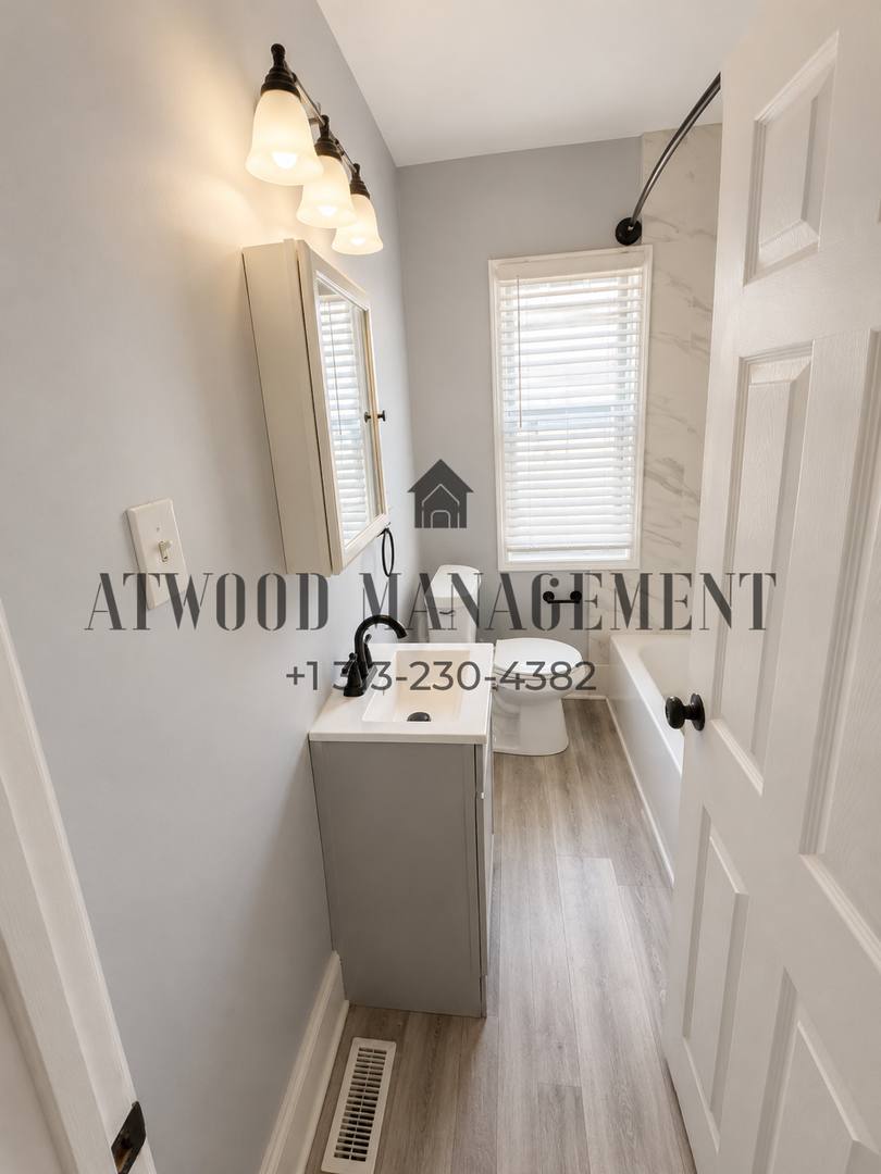 Apartment for rent at 12476-78 Mendota St, Detroit, MI 48204