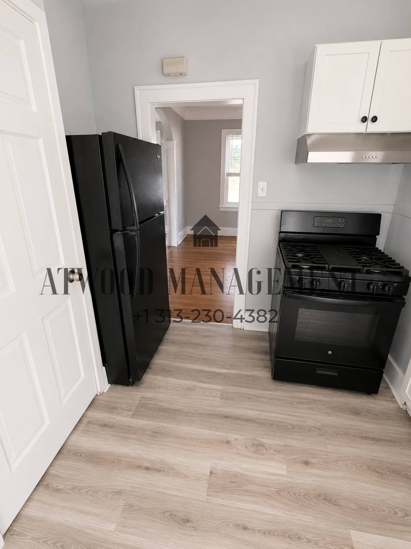 Apartment for rent at 12476-78 Mendota St, Detroit, MI 48204