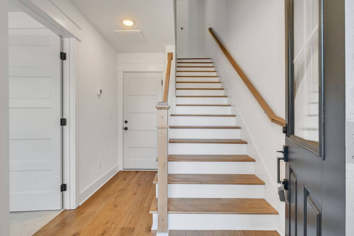 Townhouse for rent at 2019 Maple View Lane, Nashville, TN 37207