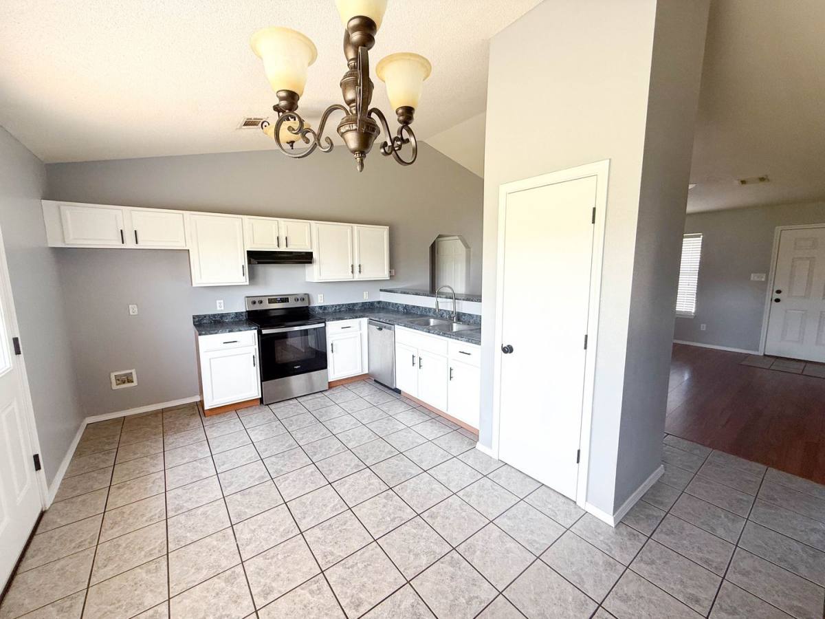 House for rent at 175 Ridgecrest Dr, Greenwood, AR 72936