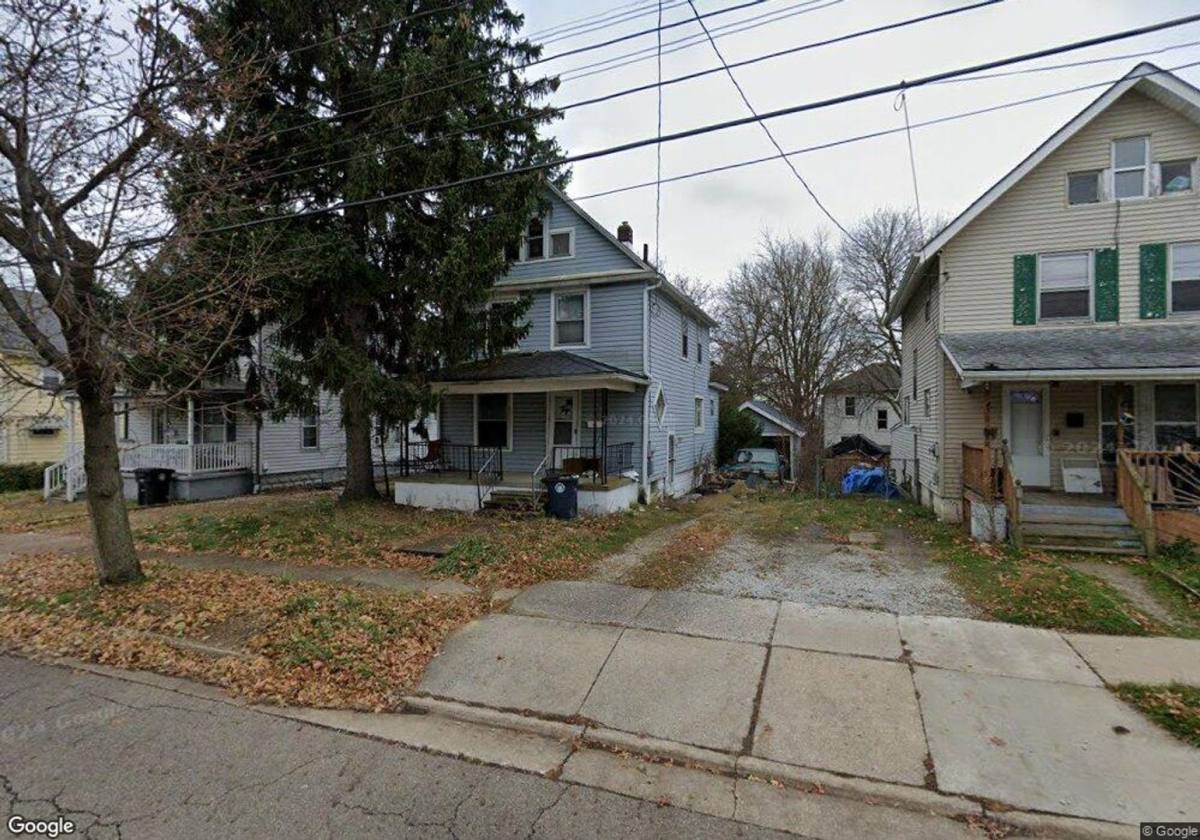 House for rent at 720 Florida Ave, Akron, OH 44314