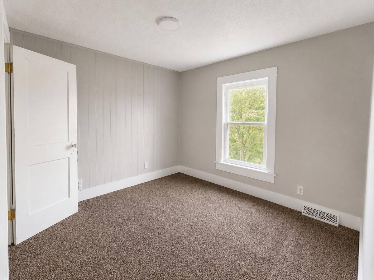 House for rent at 720 Florida Ave, Akron, OH 44314