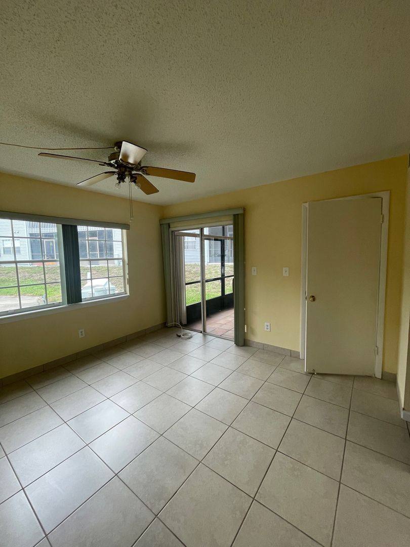 House for rent at 313 Dirksen Dr, Debary, FL 32713
