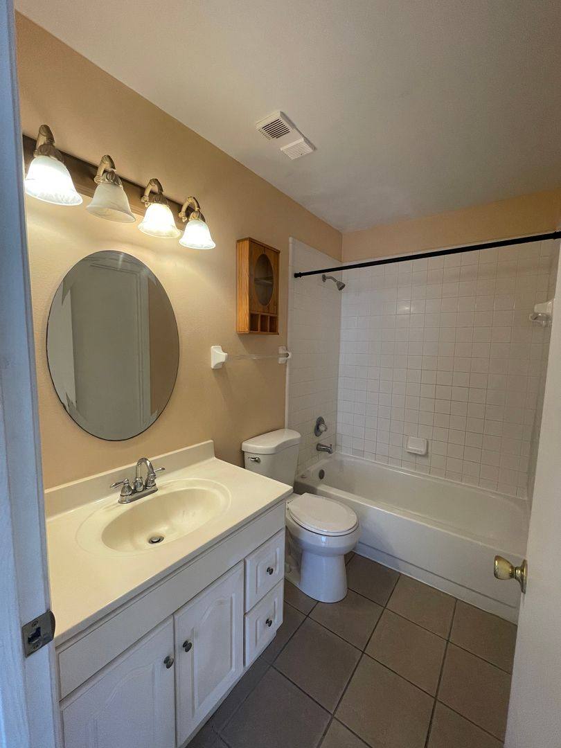 House for rent at 313 Dirksen Dr, Debary, FL 32713