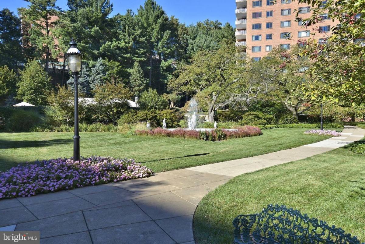 Apartment for rent at 4201 Cathedral Ave, NW, Washington, DC 20016