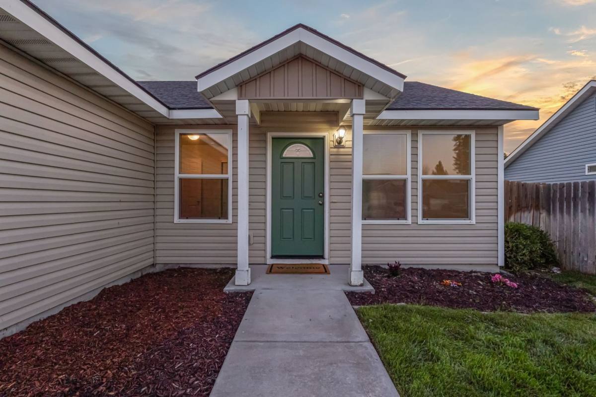 House for rent at 19373 Hodson Creek Ave, Caldwell, ID 83605