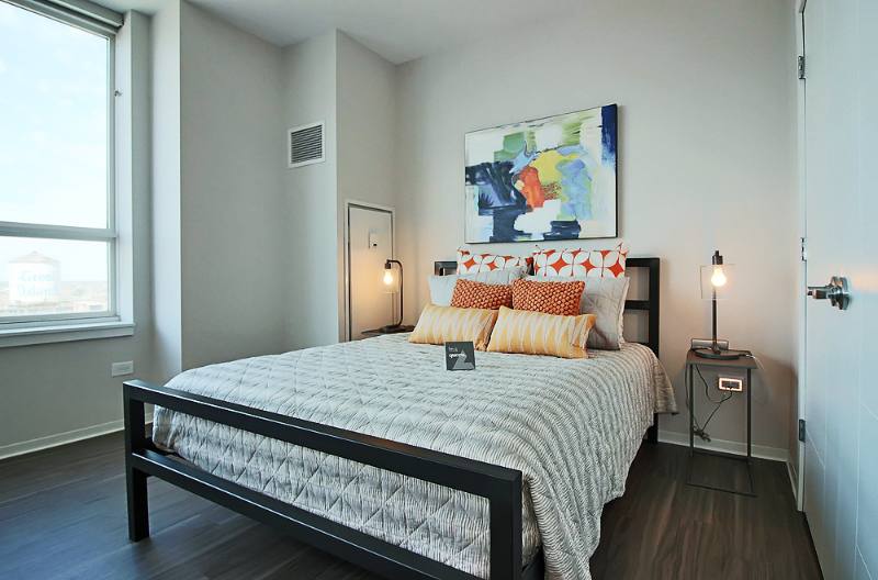 Apartment for rent at 710 W Adams St, Chicago, IL 60661