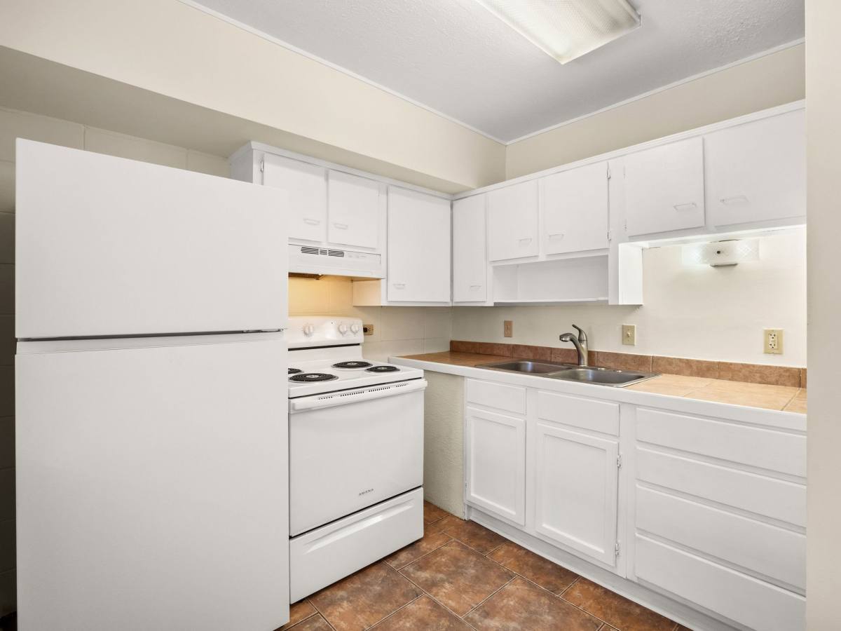 Apartment for rent at 710 Iris St #203, Lake Charles, LA 70601