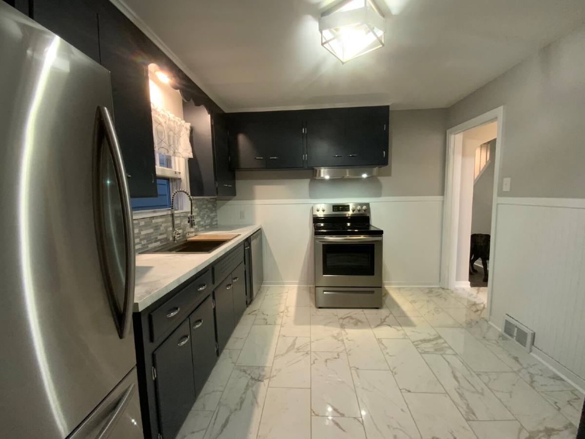 House for rent at 1345 Roselle Ave, Niagara Falls, NY 14305