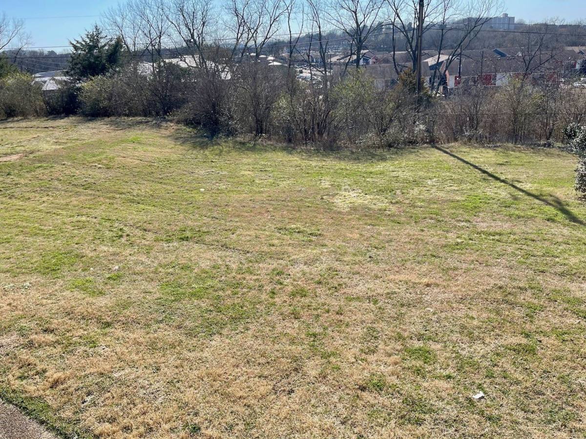 Townhouse for rent at 1029 Harold Dr, Nashville, TN 37217