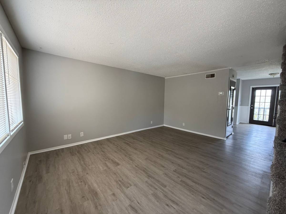 Townhouse for rent at 1029 Harold Dr, Nashville, TN 37217
