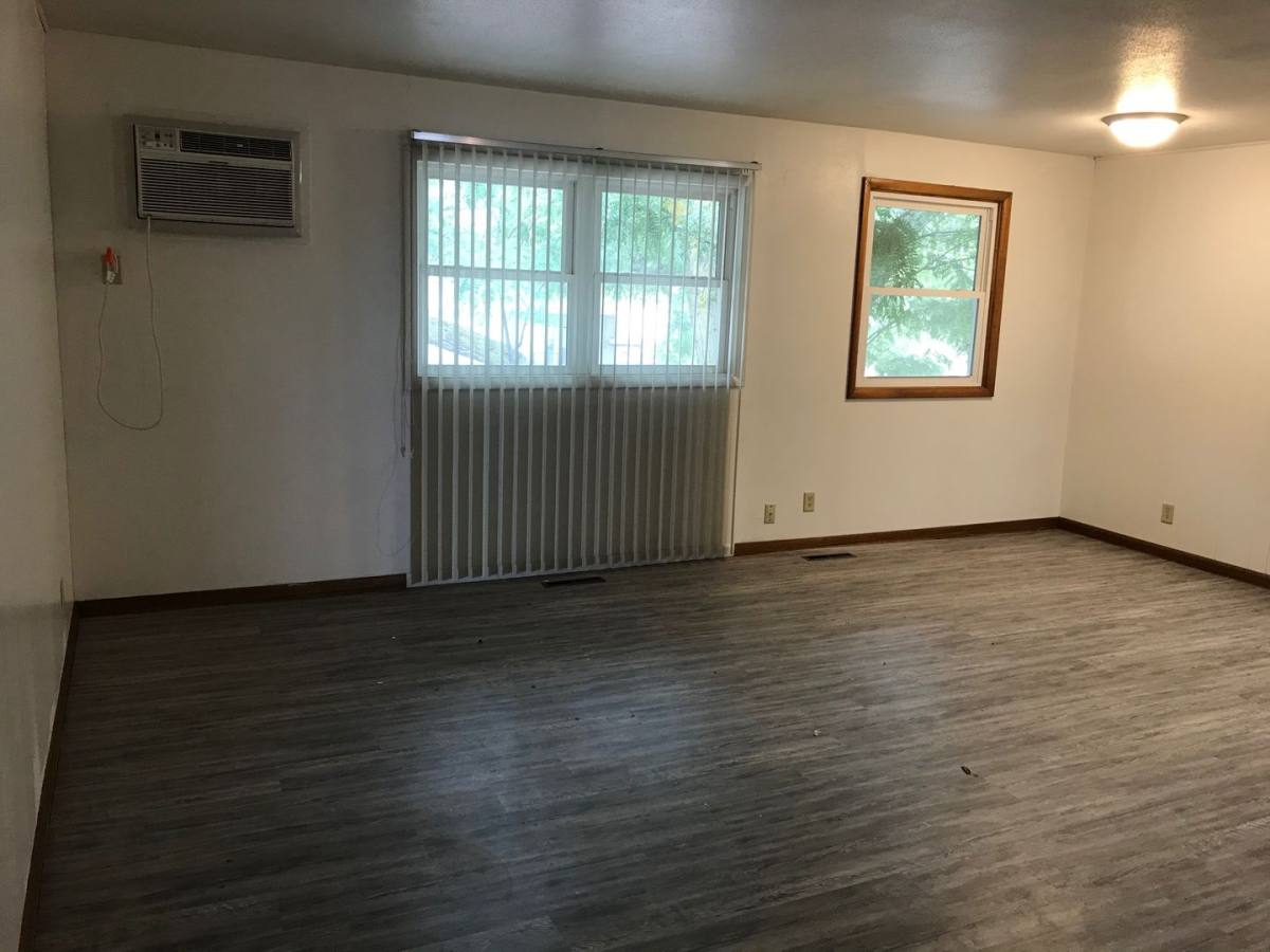 Apartment for rent at 2332 S Duluth Ave, Sioux Falls, SD 57105