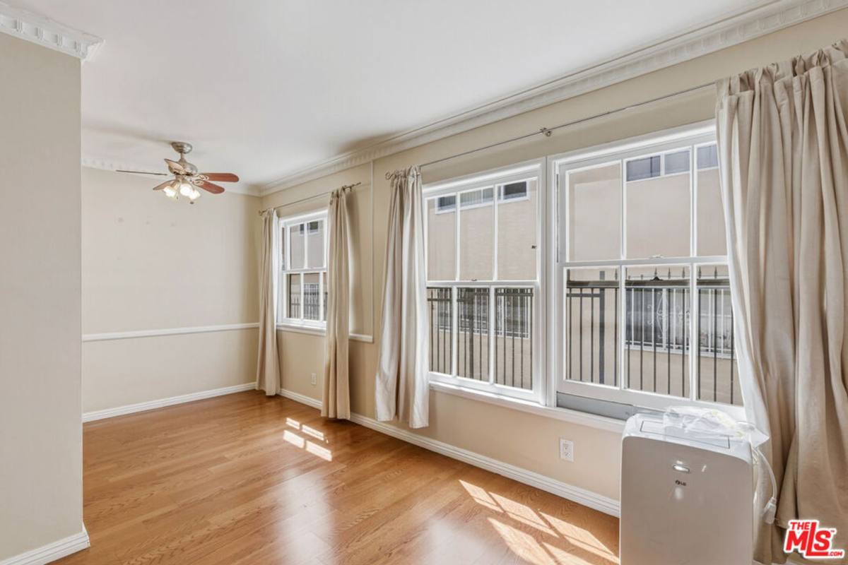 Apartment for rent at 1643 N Formosa Ave, Los Angeles, CA 90046