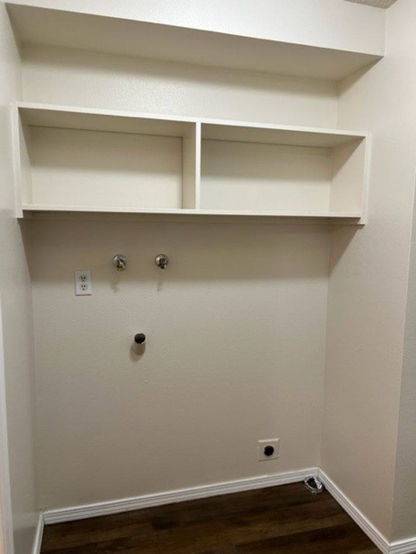 Apartment for rent at 4975 13th Ave NE, Salem, OR 97303