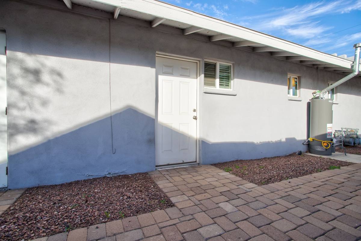 Apartment for rent at 206-216 E Jones Ave, Phoenix, AZ 85040