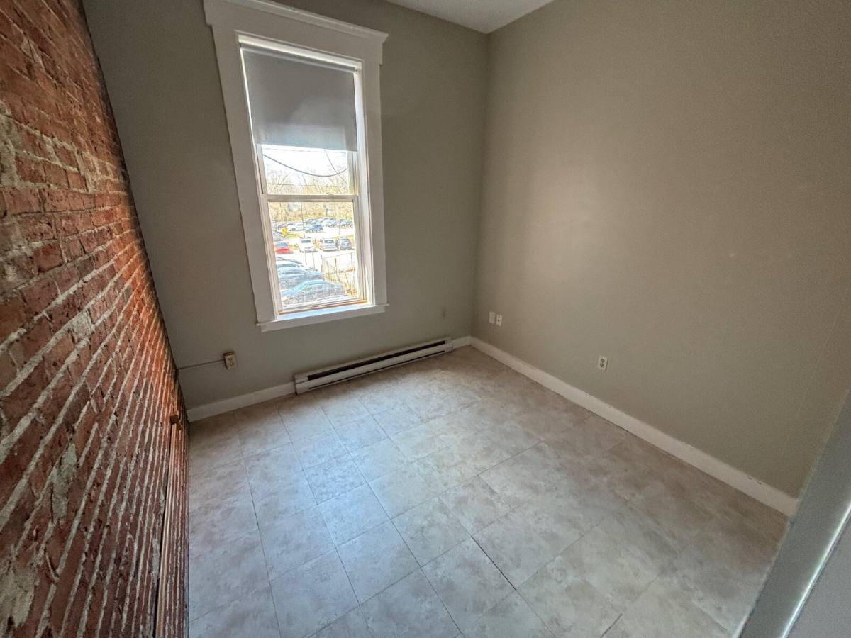 Apartment for rent at 247 Main St #202, South Berwick, ME 03908